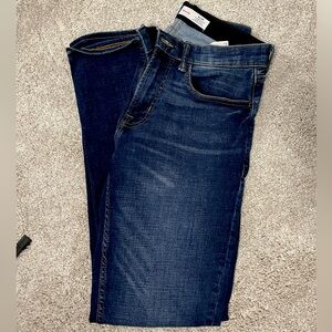 Old Navy men’s jeans slim fit 30x32 with 360 stretch